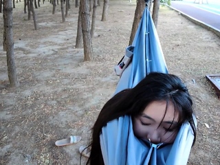 Chinese bondage – Akward public bondage